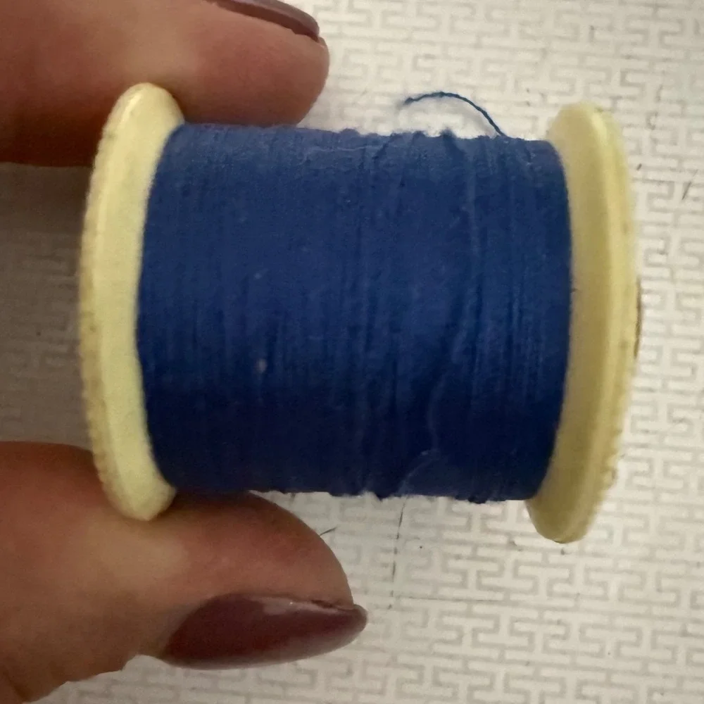 J&P Coats Dual Duty Plus Blue Thread Cotton Covered Polyester Sewing‎